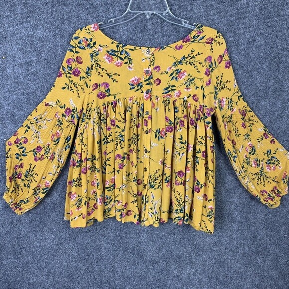Altar’d State Boho Crop Full Top Prairie M Balloon Sleeve Button Back Floral - Picture 8 of 16